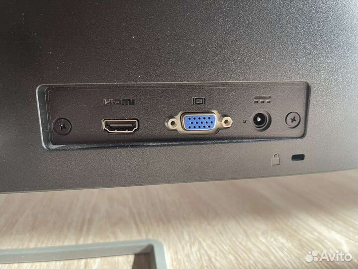 Монитор HP 22f