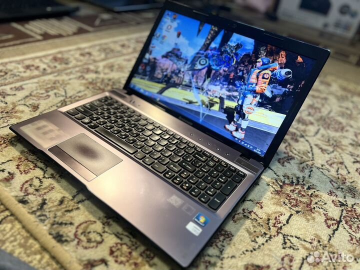 Мощный ноутбук Lenovo 4ядра/6гб/2 видеокарта