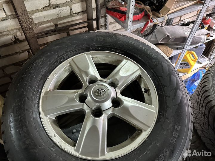 Зимние колеса на Land Cruiser 200 R18