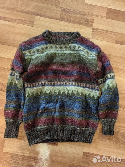 Свитер шерстяной женский Xs