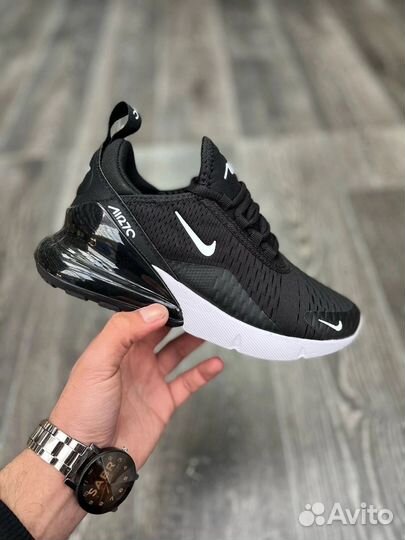 Кроссовки nike AIR max