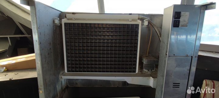 Льдогенератор turbo d200w + бункер