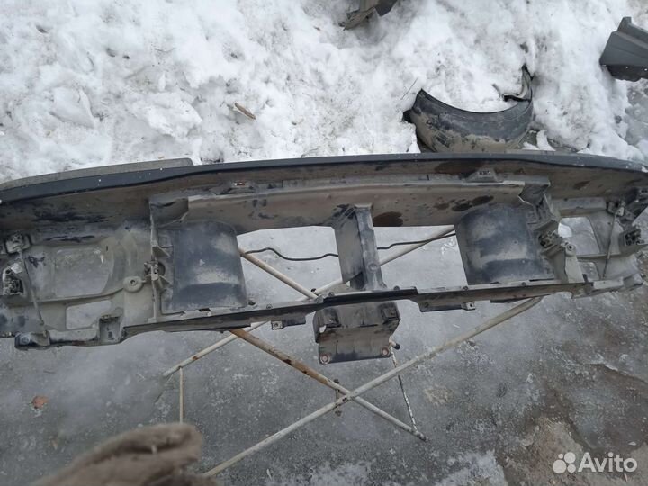 Панель радиатора Ford Explorer 2 Форд Эксплорер 2