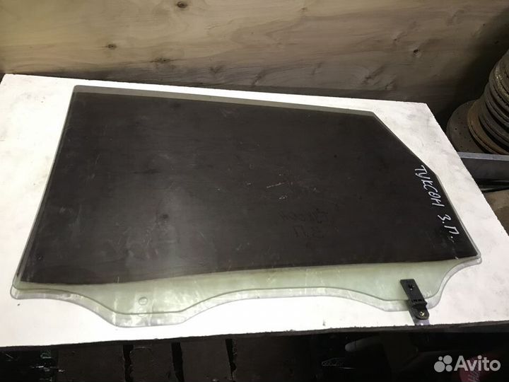 Стекло заднее правое Hyundai Tucson