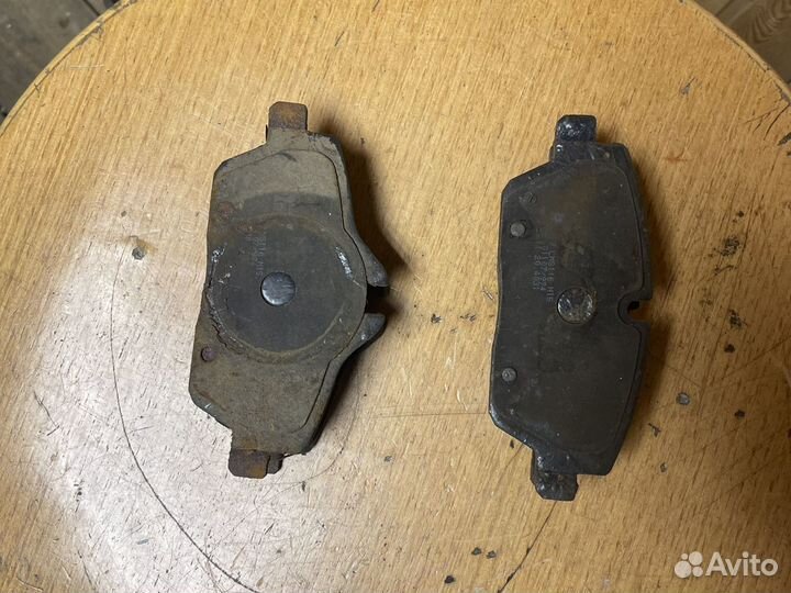 Колодки тормозные дисковые перед. перед. BMW