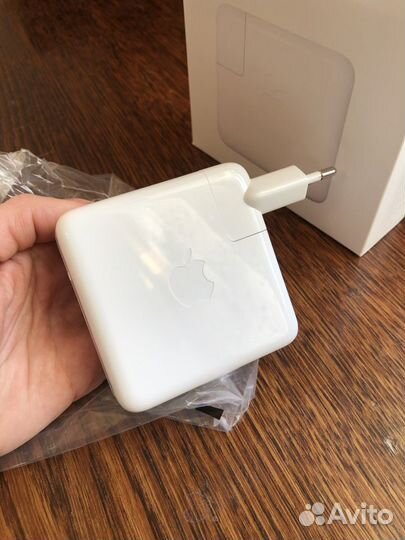 Адаптер Apple 61W