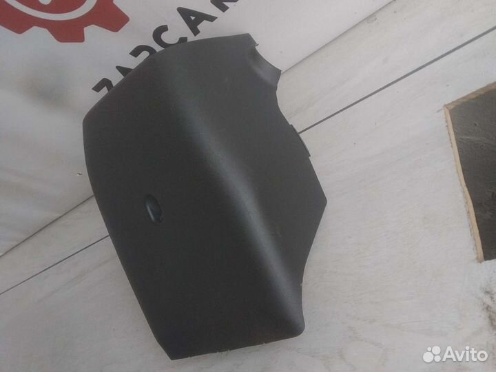 Toyota Camry V70 Кожух рулевой колонки