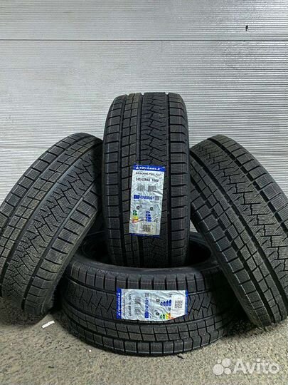 Triangle PL02 225/45 R18