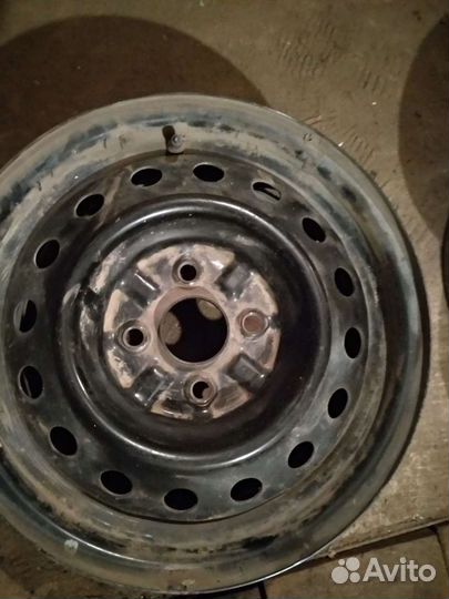 Диски r14 на Toyota Probox