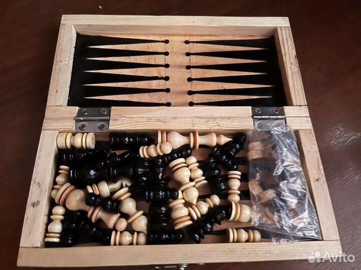 Шахматы нарды шашки 3 в 1