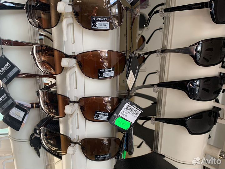 Солнцезащитные очки Polaroid