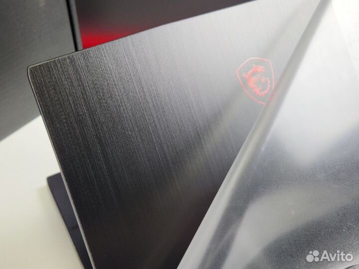 MSI GF65 i5-10500H RTX 3060 16/512GB 144HZ