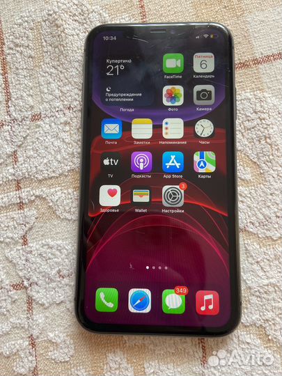 iPhone 11, 64 ГБ