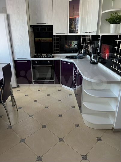 2-к. квартира, 47 м², 3/3 эт.