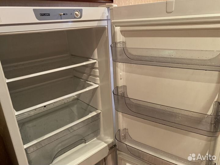 Холодильник атлант хм-4208-000 двухкамерный
