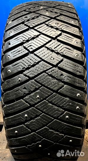 Goodyear Ultragrip Ice Arctic 205/60 R16