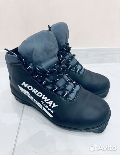 Лыжные ботинки 39-40