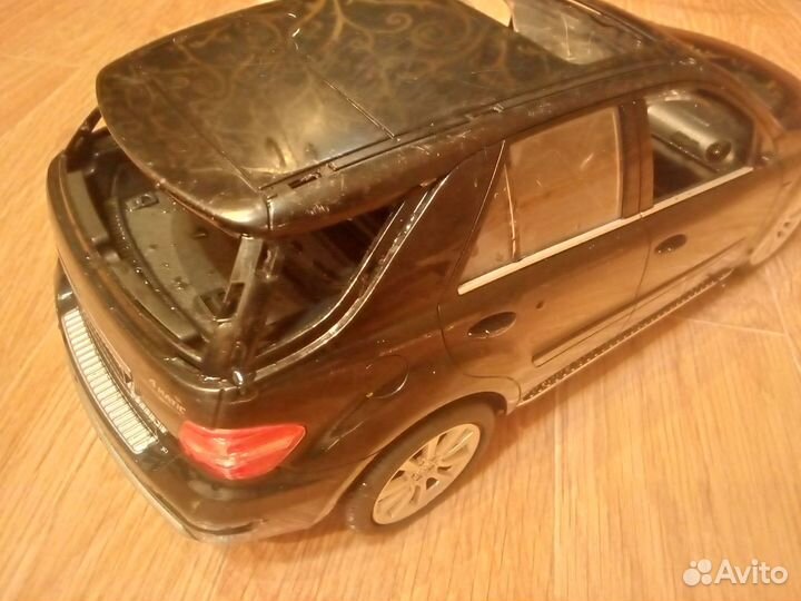 Модель Мерседес Бенц 1/14