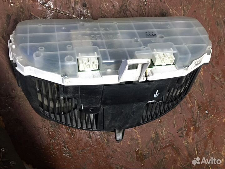 Панель приборов Mazda 3