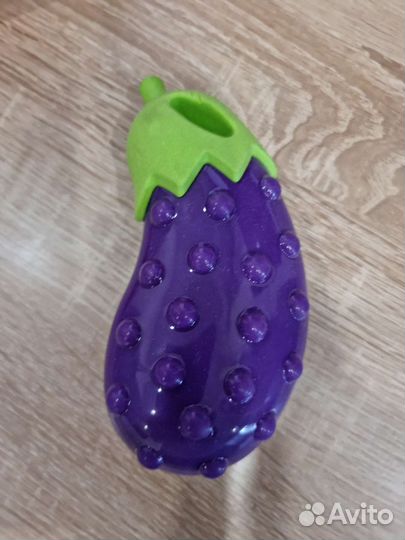 Игрушки-пишалки для собак