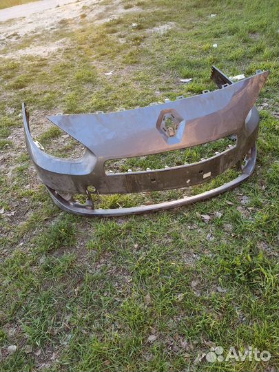 Продаю перед.обвес ориг. fluence 2011г