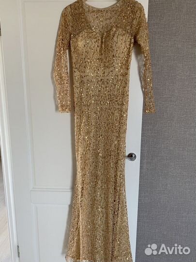 Вечернее платье в пол 42