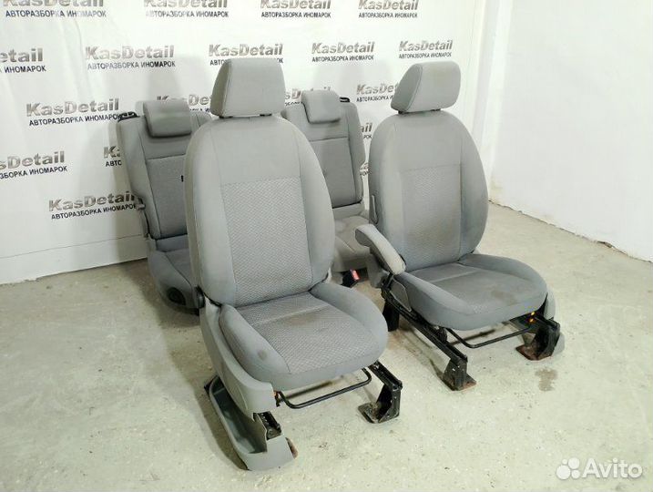 Сиденья комплект Ford C-Max минивэн qqda 2004
