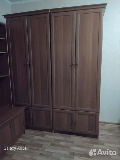 Продам шифоньер и сервант