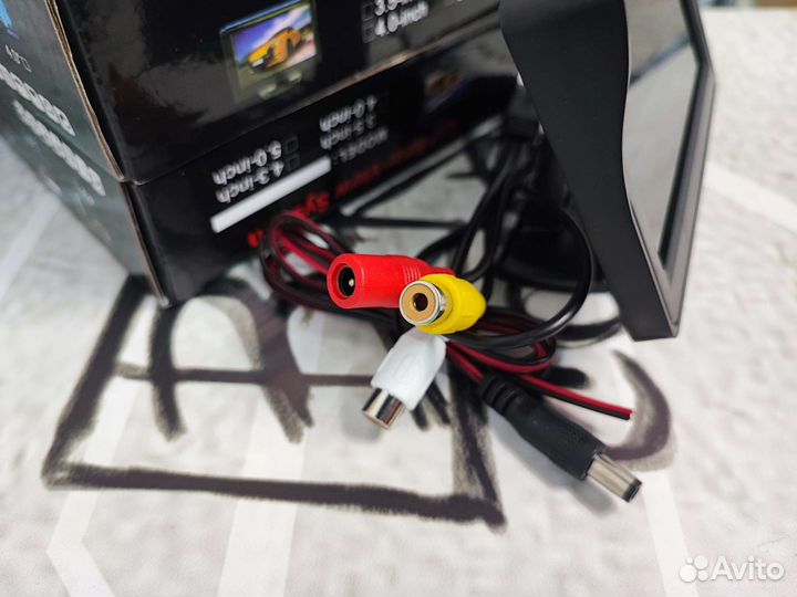 Автомобильный монитор