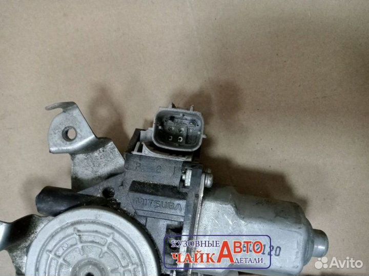 Стеклоподъемник передний правый Nissan Almera G15