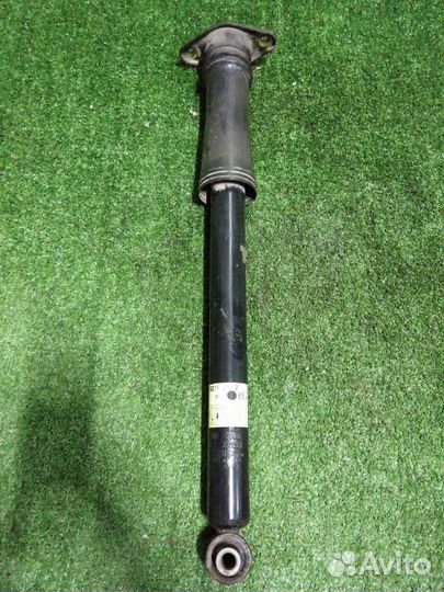 Амортизатор подвески задний правый Kia Optima JF