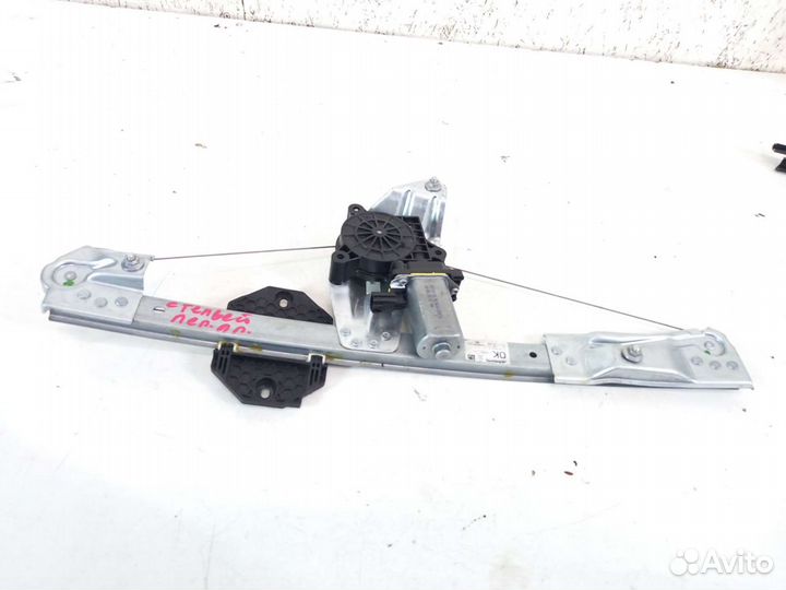 Стеклоподъемник передний правый Renault Logan Step