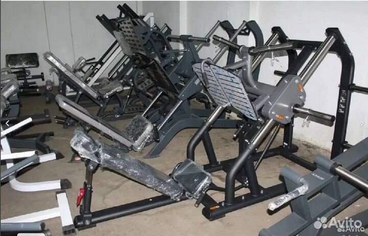 Жим ногами AR035
