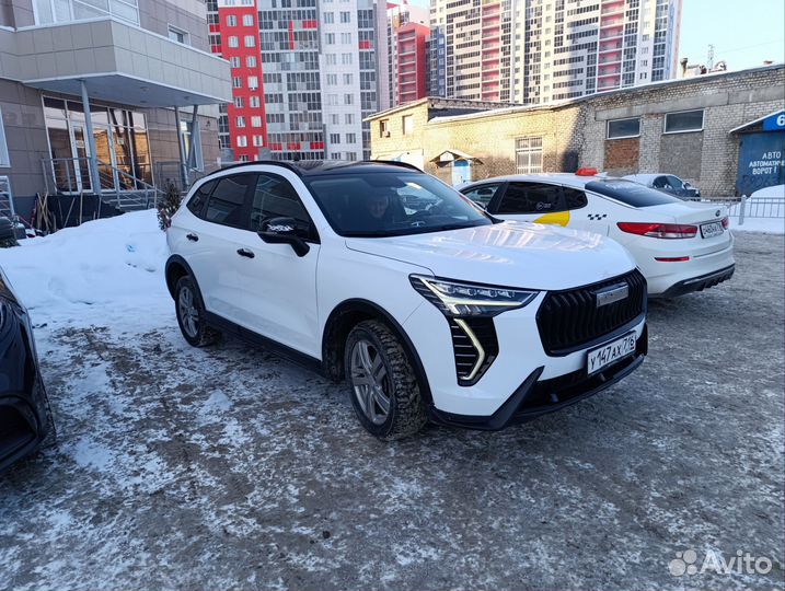 Оклейка авто пленкой под такси белый