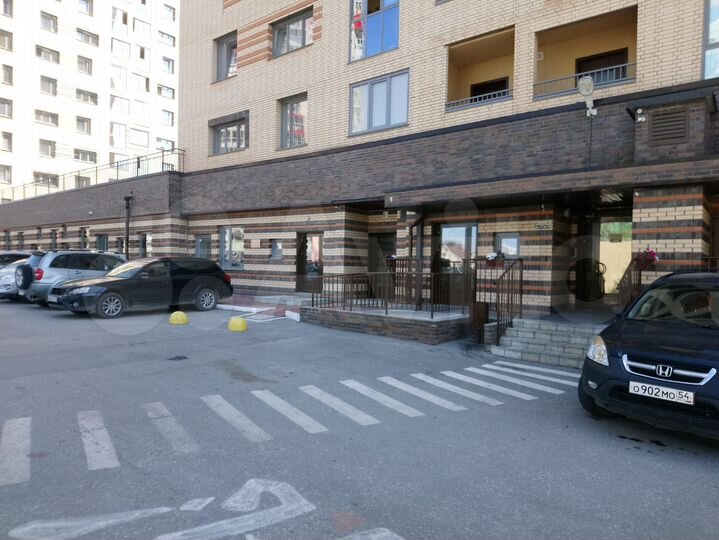 Универсальное помещение в крупном жилмассиве