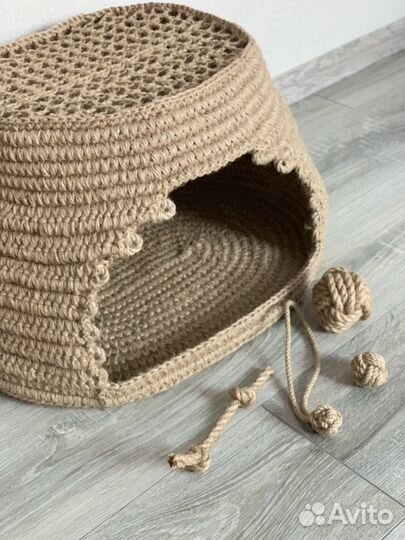 Домик лежанка для кошки и собаки