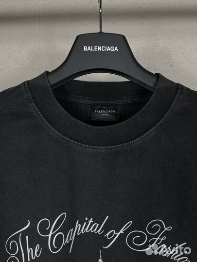 Футболка Balenciaga оверсайз