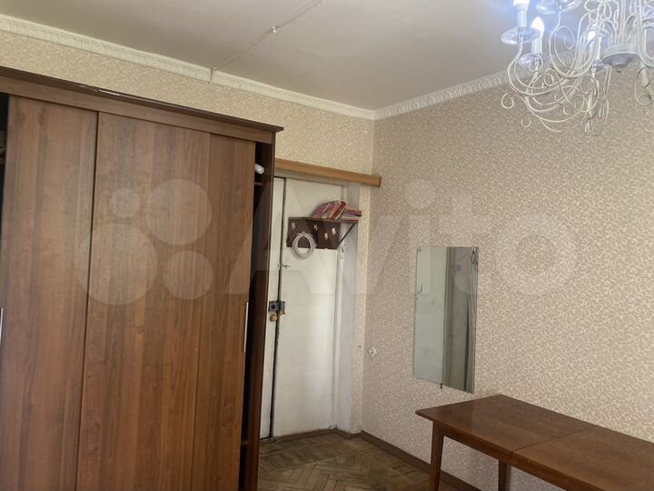 2-к. квартира, 90 м², 5/5 эт.