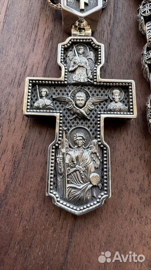 Серебряная цепь 12 ликов святых и крест