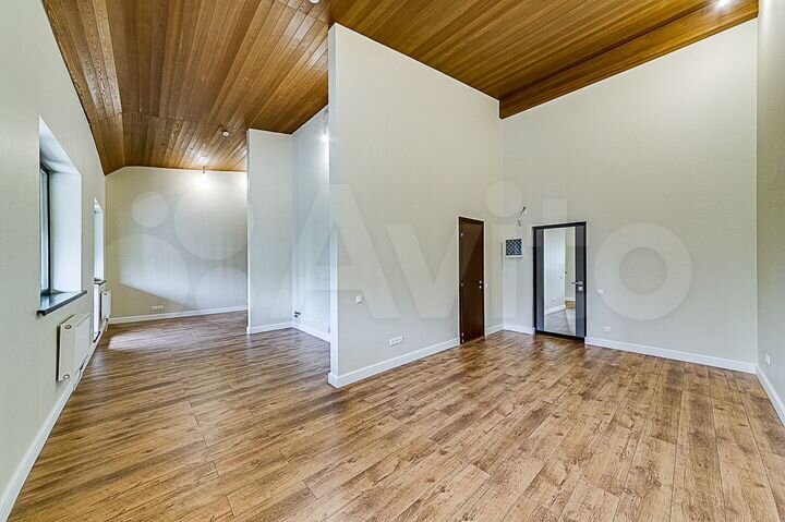 Квартира-студия, 85 м², 5/5 эт.