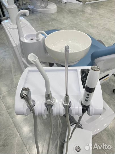 Стоматологическое кресло Mercury 330 cтaндарт в.п