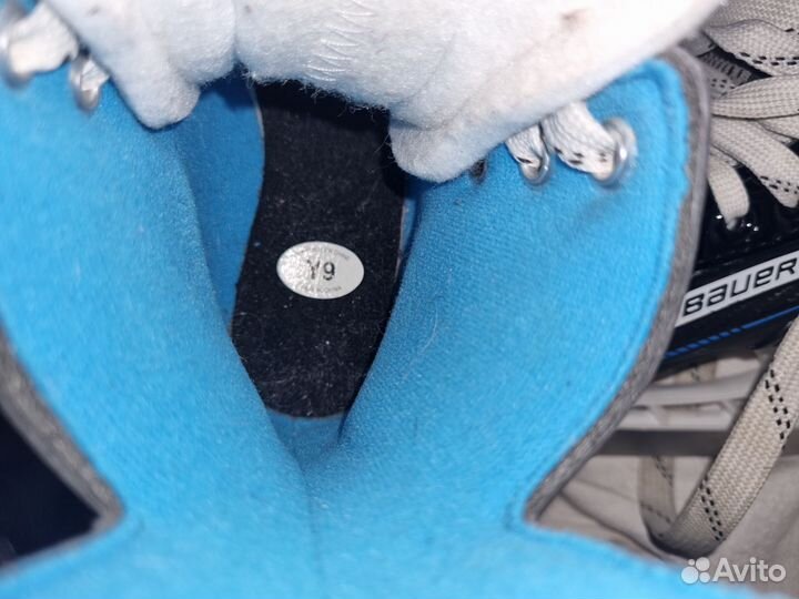 Хоккейные коньки bauer
