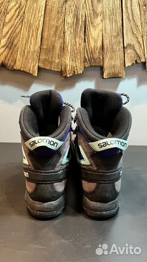 Трекинговые ботинки женские 38 осень/ весна/зима