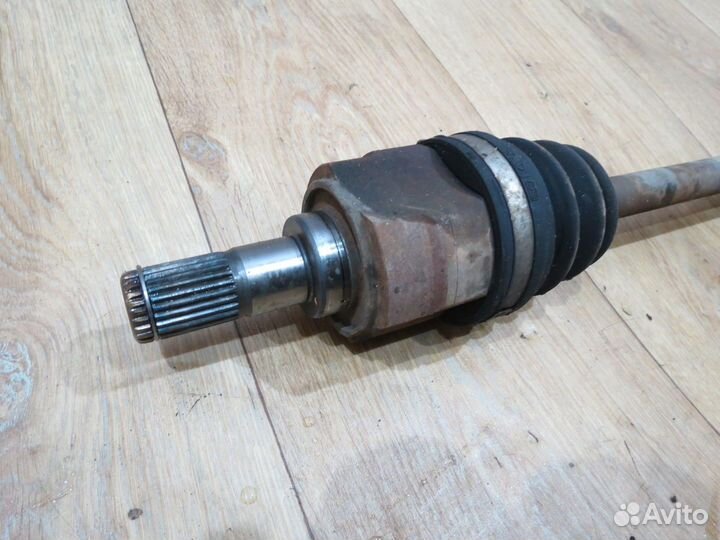 Привод передний левый Kia Rio 3