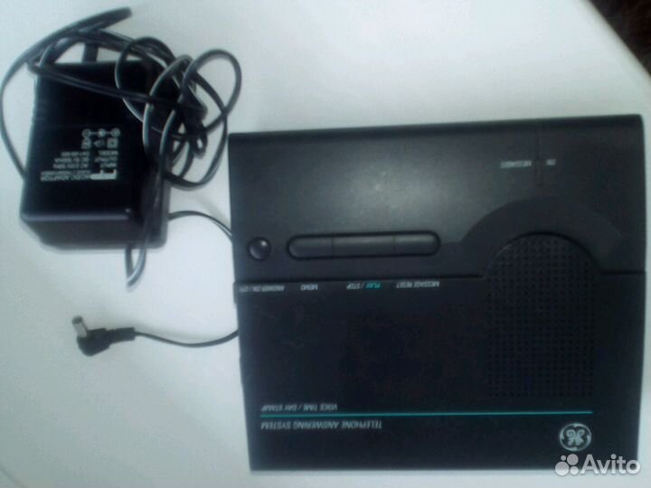 Телефонный автоответчик на микро кассете