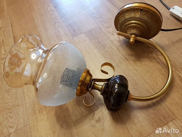 Светильник