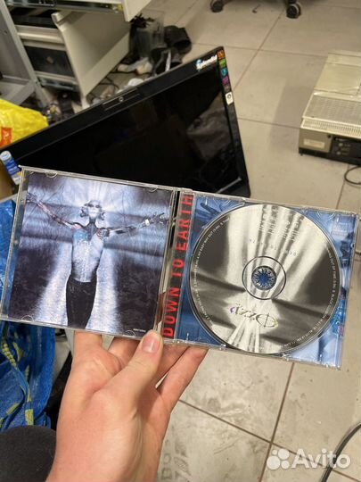 Фирменный cd ozzy osbourne down to earth