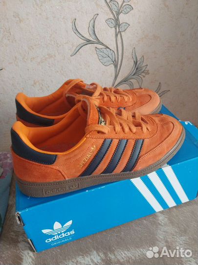 Adidas spezial