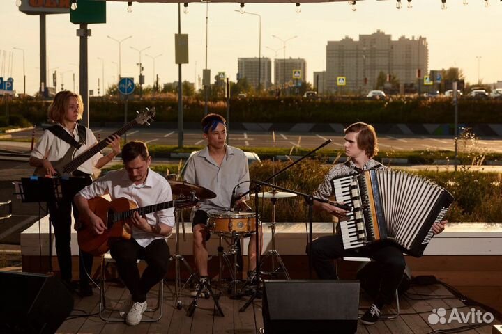 Живая музыка на праздник. Группа Capetown
