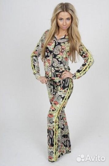 Спортивный костюм